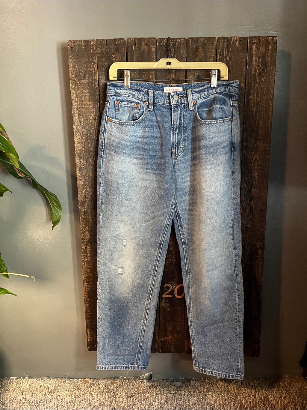 Lucky Brand Blue Denim HighRise Straight Jeans